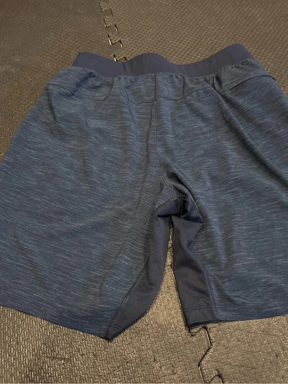 Lululemon T.H.E Linerless Mens Blue Shorts 9